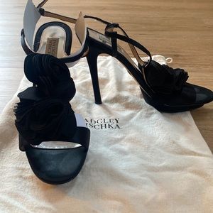 Badgley Mischka size 8.5 evening shoes. 5 inch heel with 3/4 inch platform.